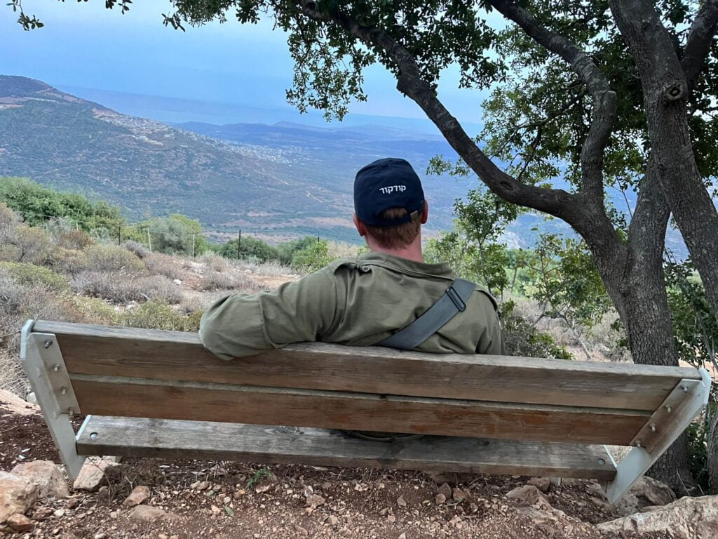 ספסל בכמון