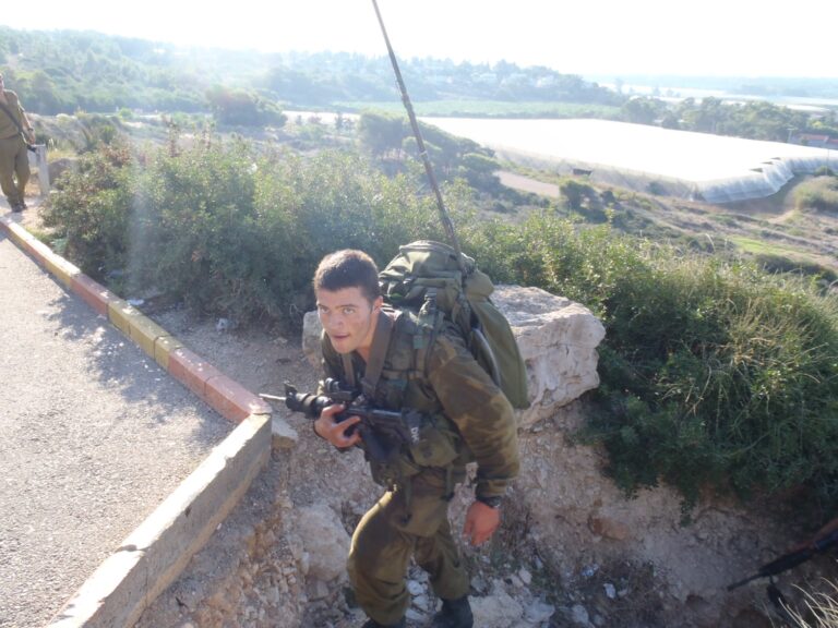בשטח, עם ציוד