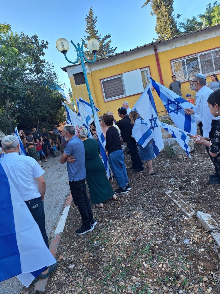 מסע הלוויה - מעלות