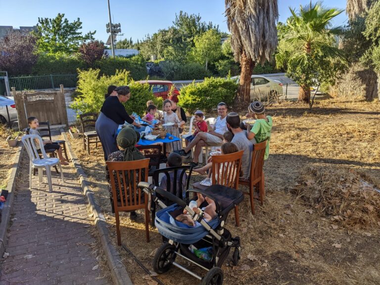 בחנוכת הבית בנוב